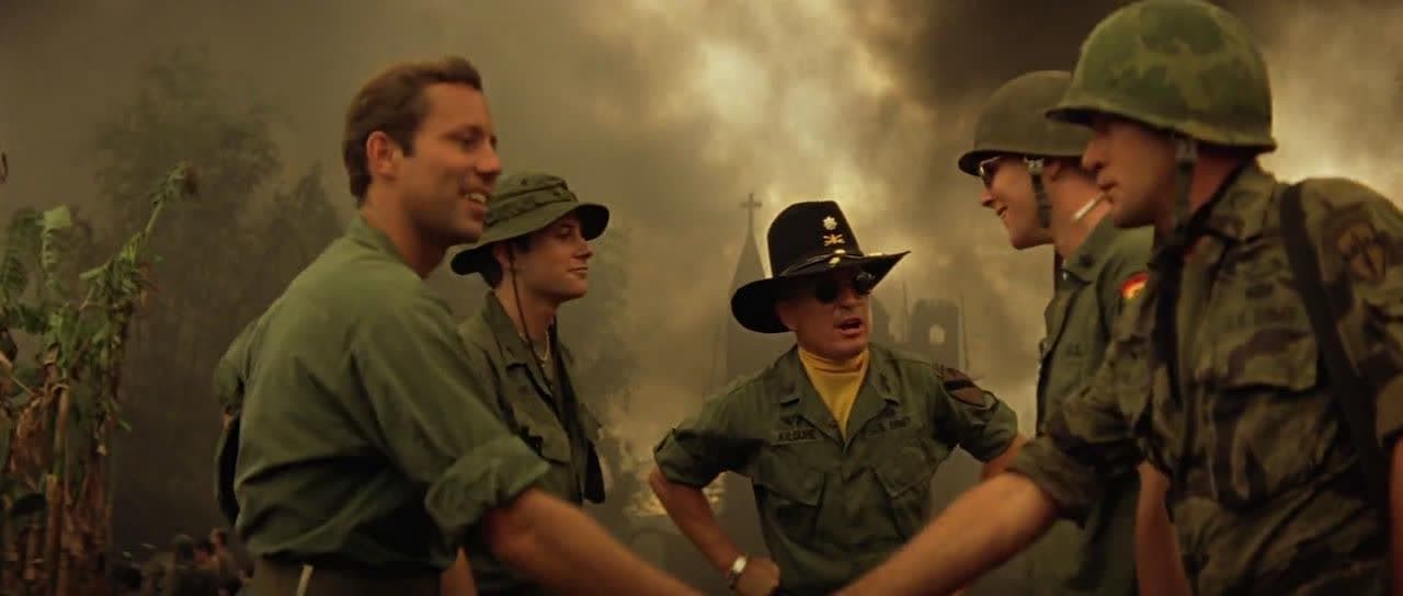 نقد و بررسی فیلم اینک آخرالزمان(Apocalypse Now)؛ تصویر غیرواقعی جنگ ویتنام   