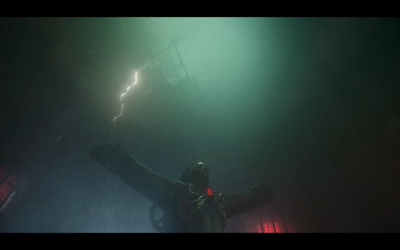 نقد فیلم فرانکنشتاین (Frankenstein 2025)؛ تحقیر انسان و تعظیم هیولا